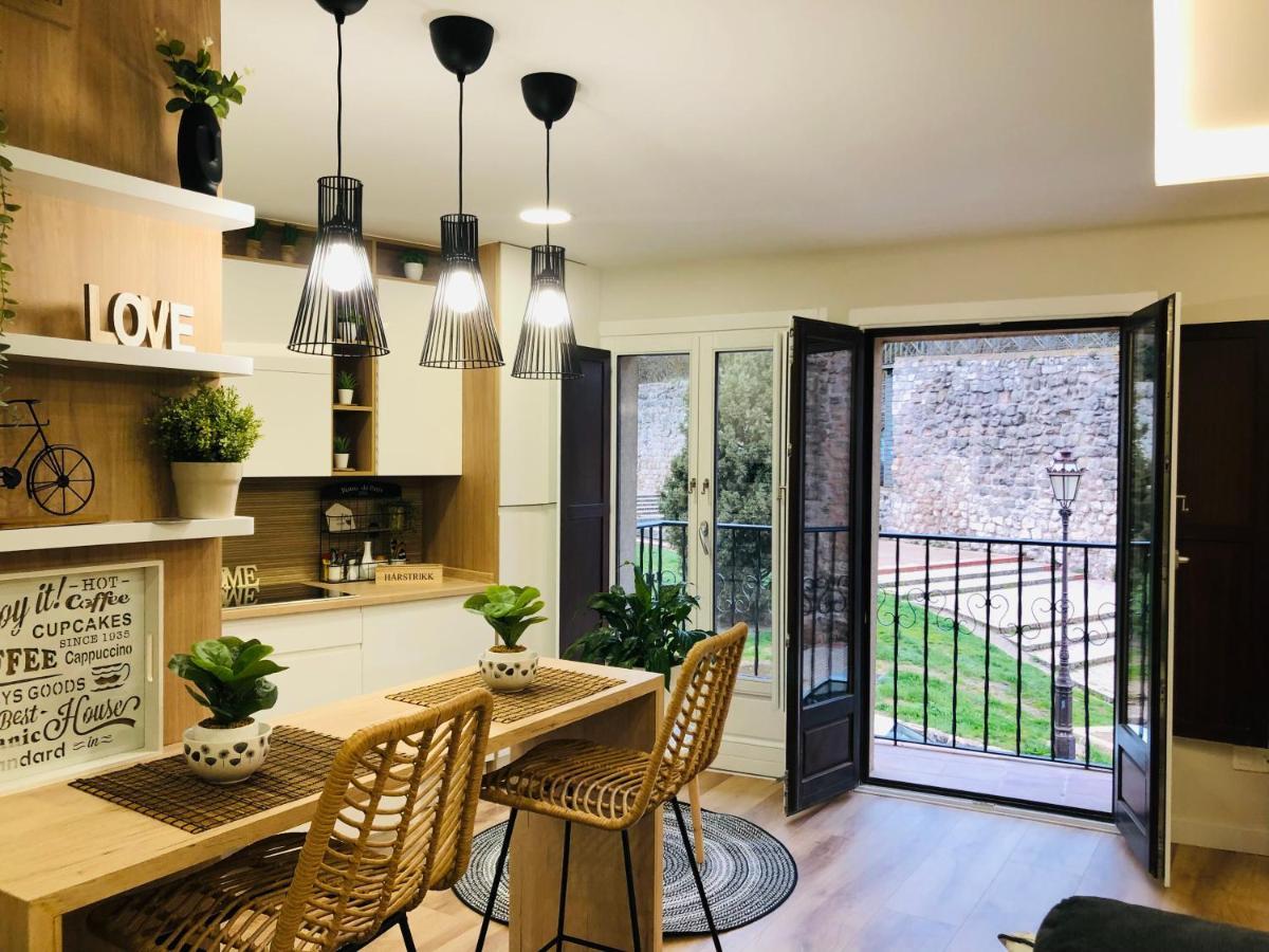 El Capricho Del Arco_Apartamentos Burgos Catedral מראה חיצוני תמונה
