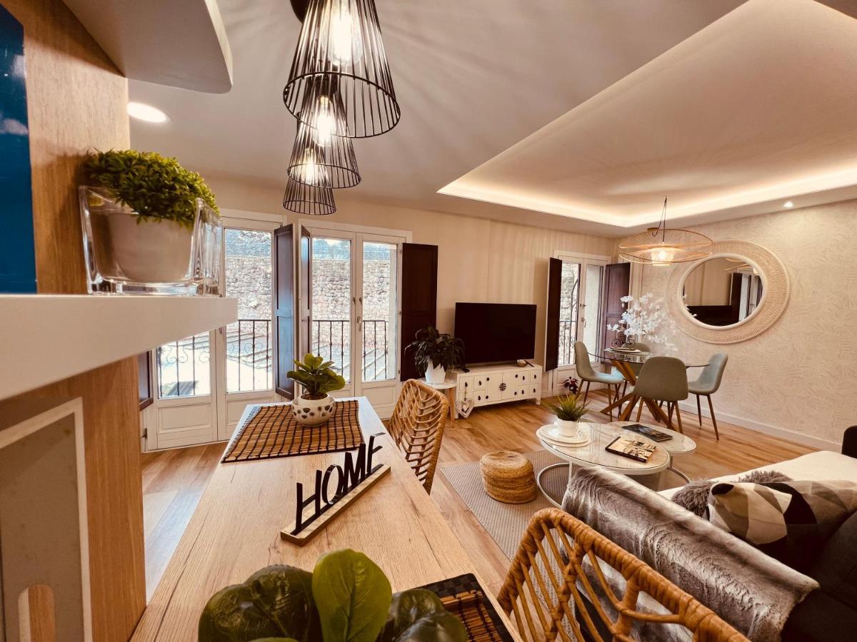 El Capricho Del Arco_Apartamentos Burgos Catedral מראה חיצוני תמונה