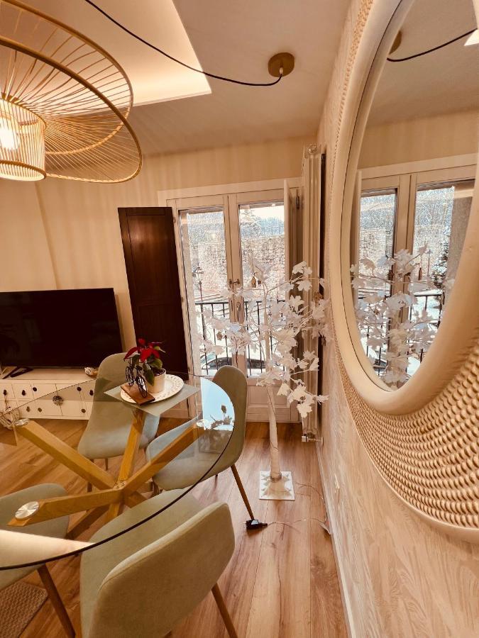 El Capricho Del Arco_Apartamentos Burgos Catedral מראה חיצוני תמונה