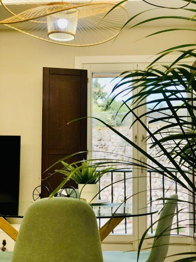 El Capricho Del Arco_Apartamentos Burgos Catedral מראה חיצוני תמונה