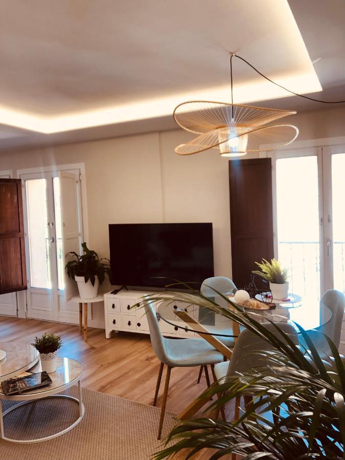 El Capricho Del Arco_Apartamentos Burgos Catedral מראה חיצוני תמונה